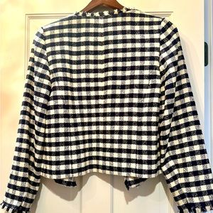 Brooks Brothers Red fleece navy blue/white checked blazer. Size 8. Like new.